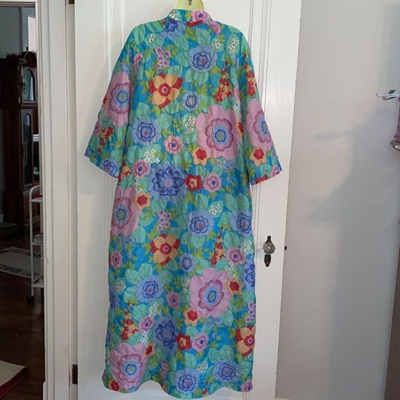 Vtg 60s/70s Stella Fagin flower power thin quilted polyester zip up robe - Picture 7 of 10